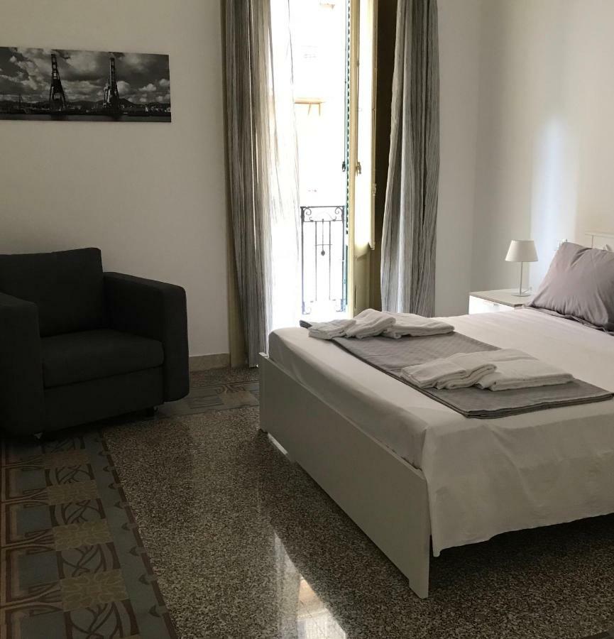 Fofino'S Rooms Palermo Exterior foto
