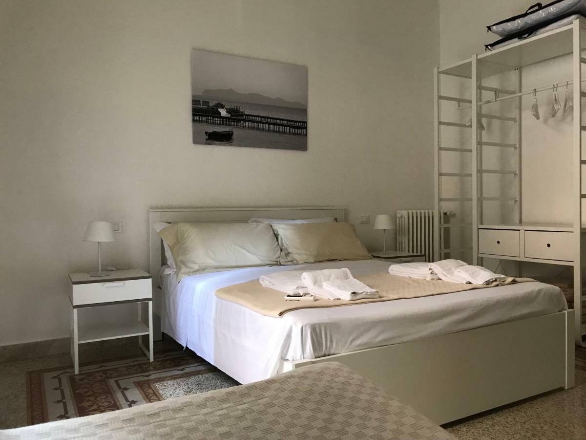 Fofino'S Rooms Palermo Exterior foto