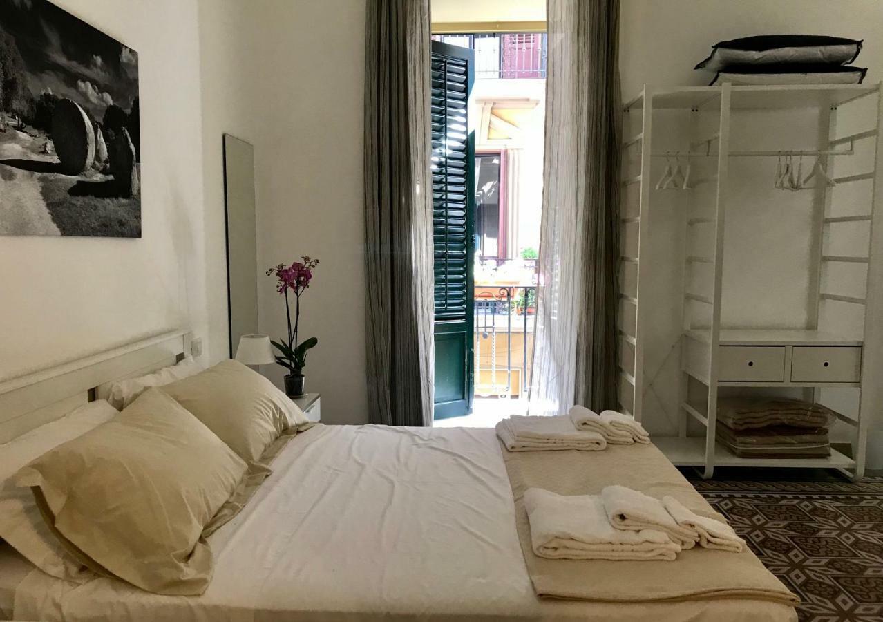 Fofino'S Rooms Palermo Exterior foto